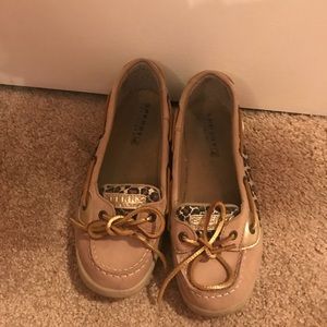 Cute cheetah Sperrys!